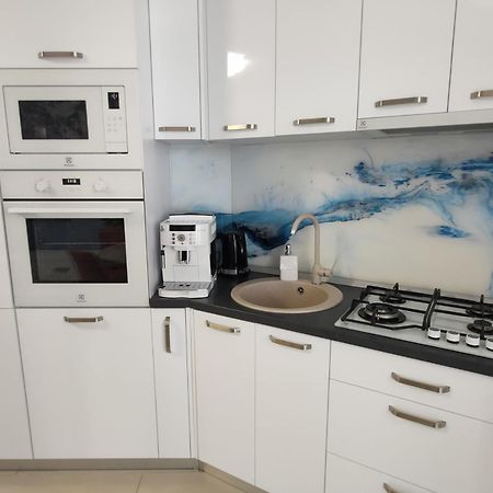 Blue Wave Luxury Apartment Mamaia Nord Azimuth Beach Năvodari Exterior foto