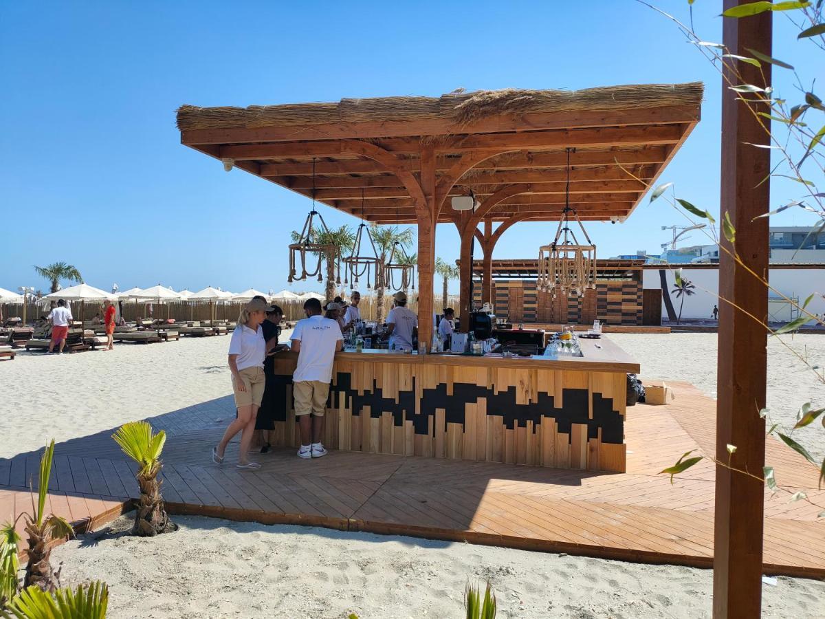 Blue Wave Luxury Apartment Mamaia Nord Azimuth Beach Năvodari Exterior foto