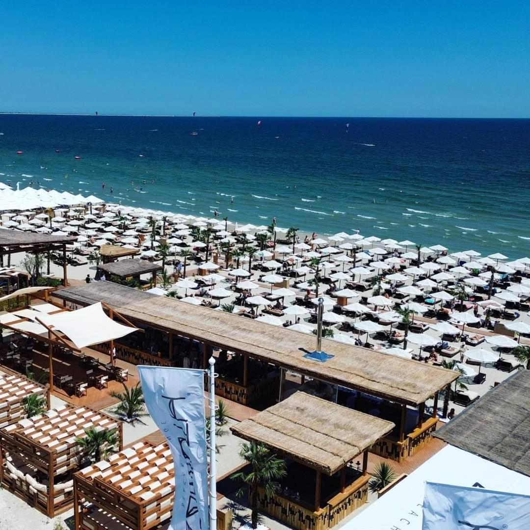 Blue Wave Luxury Apartment Mamaia Nord Azimuth Beach Năvodari Exterior foto